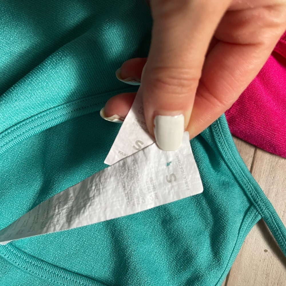 Fabletics tops - Picture 4 of 5